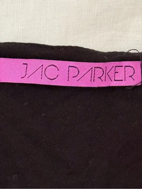 Jac Parker Black Twist Front Crop Top - Picture 5 of 6